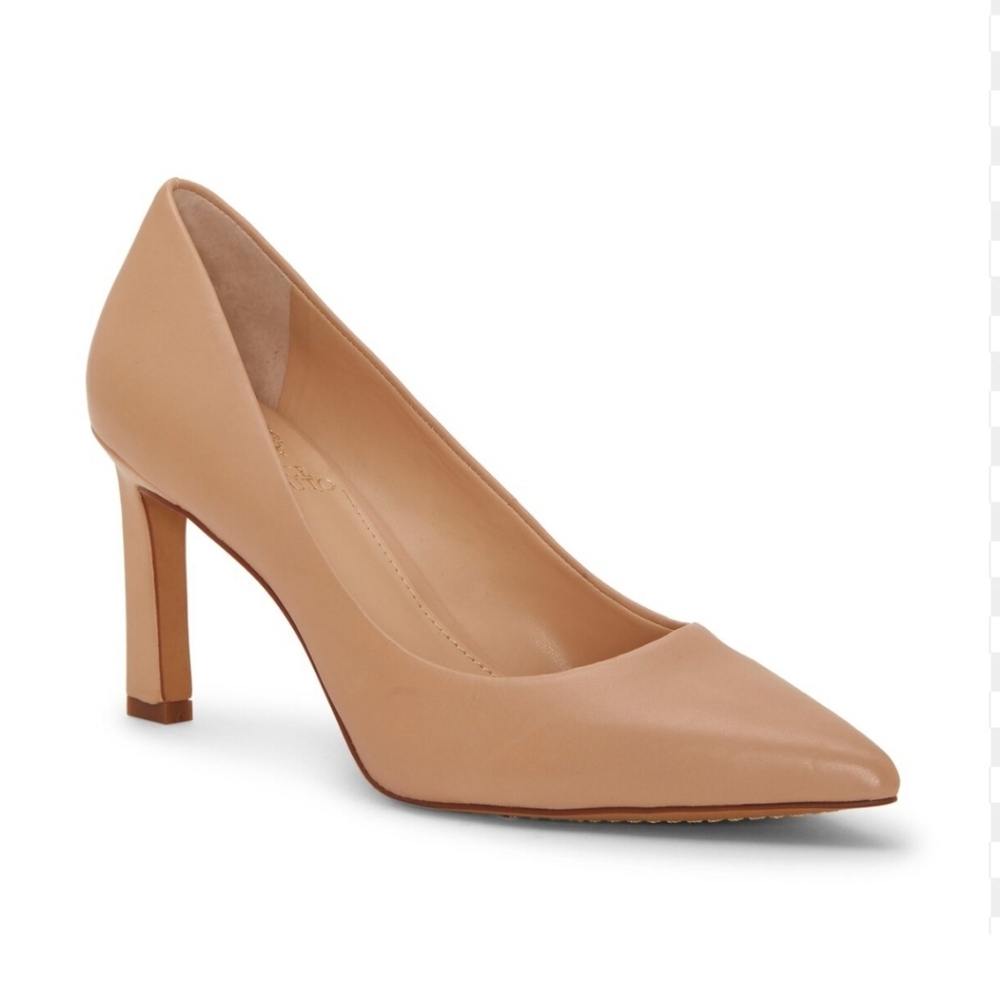 VINCE CAMUTO RETSIE pointed toe pump in color soft mauve